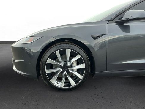 Used 2025 Tesla Model 3 Long Range image 13