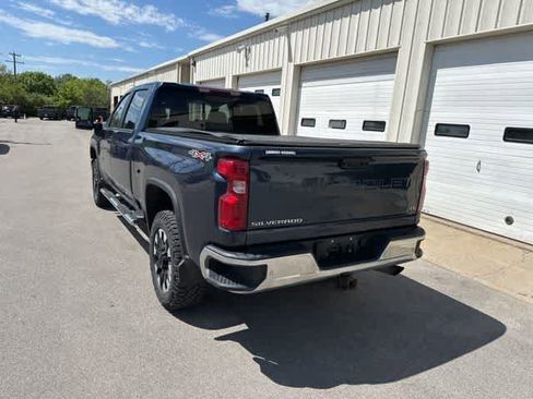 Used 2020 Chevrolet Silverado 2500 LT w/ All Star Edition image 18