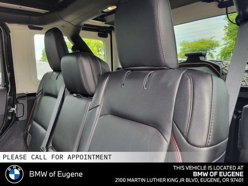 Used 2021 Jeep Wrangler Unlimited Rubicon w/ Uconnect 4C Nav & Sound Group AWD/4WD image 19