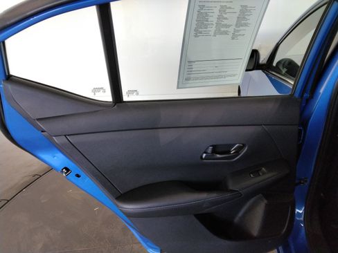 Used 2025 Nissan Sentra SV FWD image 29