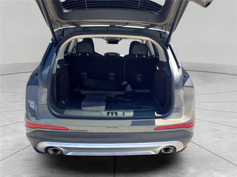 Used 2025 Lincoln Corsair AWD image 13