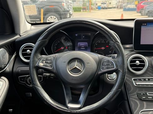 Used 2017 Mercedes-Benz GLC 300 image 18