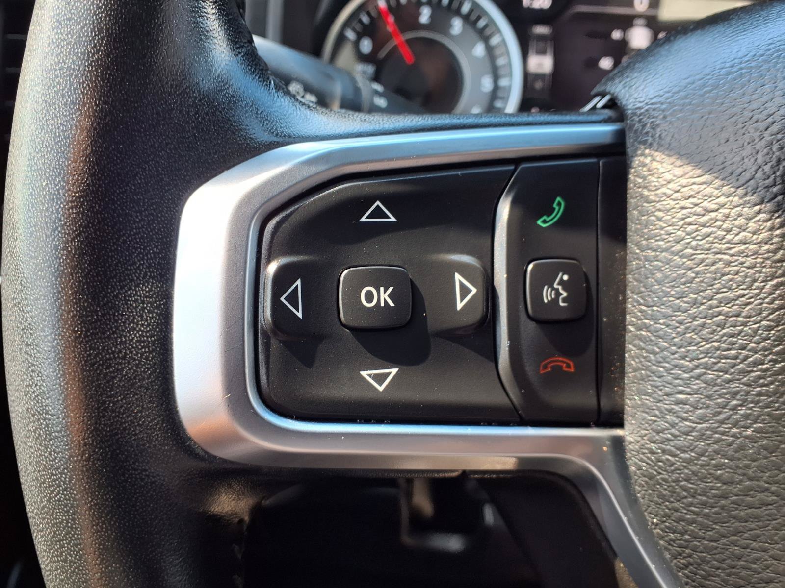 Used 2024 RAM 1500 2WD Crew Cab image 17