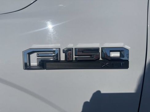 Used 2020 Ford F150 XLT w/ Equipment Group 302A Luxury AWD/4WD image 8