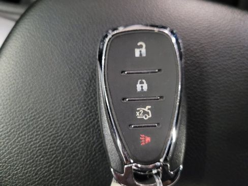 Used 2017 Chevrolet Malibu LS image 32