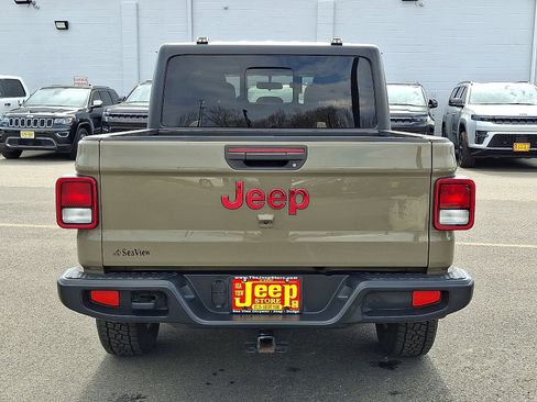 Certified 2020 Jeep Gladiator Sport image 5