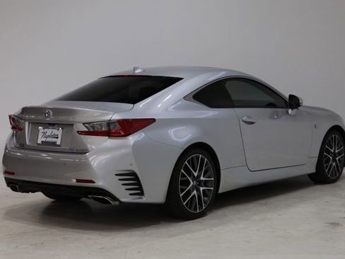 Used 2016 Lexus RC 200t RWD image 7