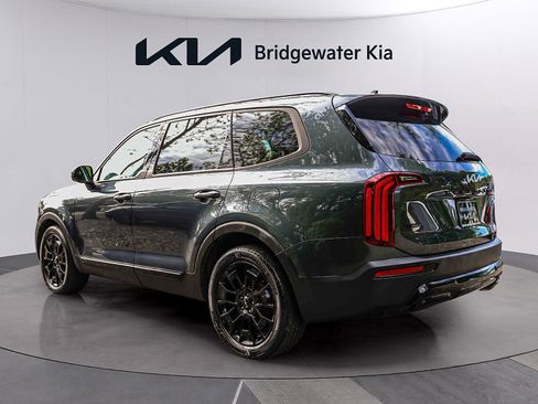 Certified 2022 Kia Telluride SX w/ SX Prestige Package AWD/4WD image 4