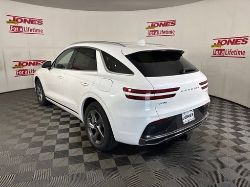 New 2026 Genesis GV70 2.5T Advanced w/ G1 Accessory Package AWD/4WD image 2