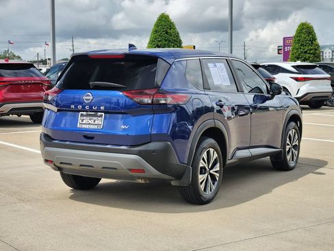 Used 2022 Nissan Rogue SV FWD image 7