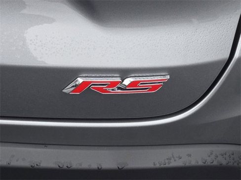 Used 2025 Chevrolet Trax RS image 14
