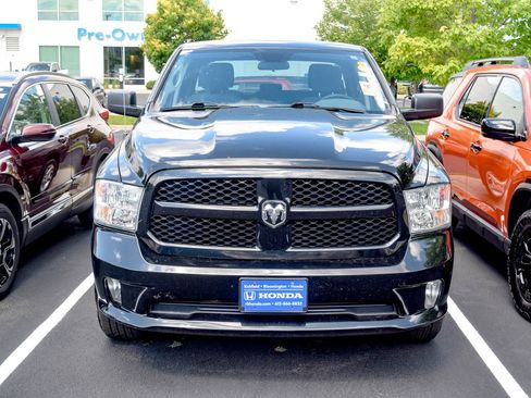 Used 2017 RAM 1500 Express AWD/4WD image 2