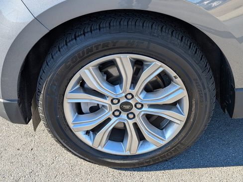 Used 2024 Ford Edge Titanium image 26