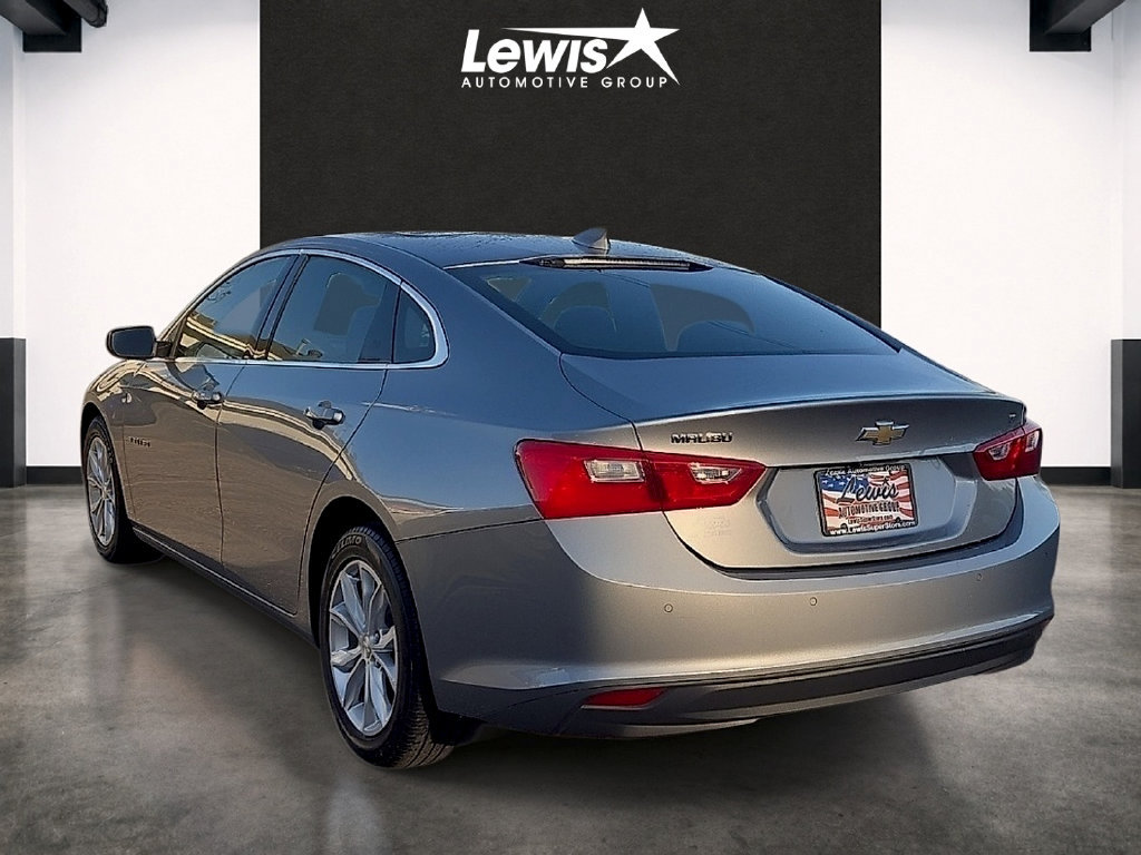 Used 2024 Chevrolet Malibu LT FWD image 3