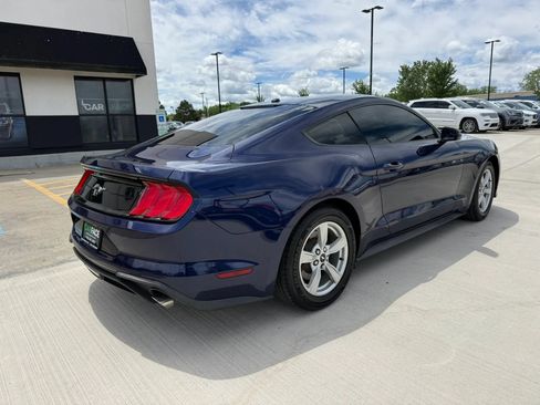 Used 2020 Ford Mustang Coupe RWD image 15