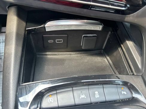 Used 2023 Buick Envision Essence w/ Sport Touring Package FWD image 38