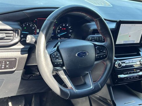 Used 2023 Ford Explorer ST-Line w/ Class IV Trailer Tow Package AWD/4WD image 20