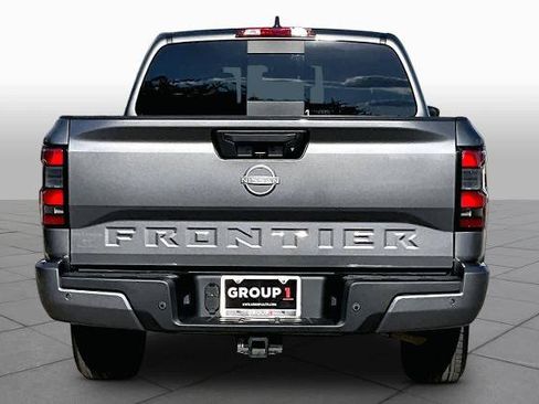 Certified 2025 Nissan Frontier SV w/ SV Convenience Package RWD image 5