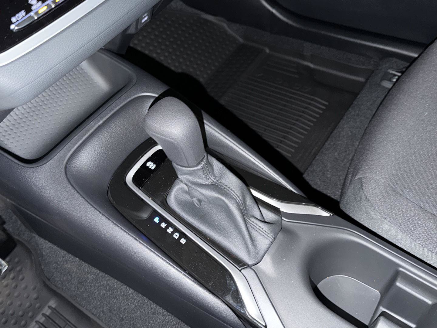 New 2027 Toyota Corolla LE FWD image 25