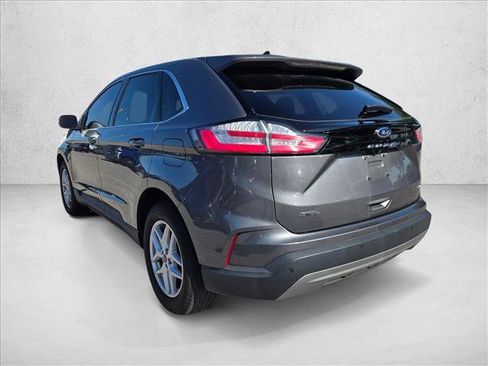 Used 2024 Ford Edge SEL AWD/4WD image 7