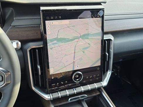 New 2026 GMC Acadia Denali Ultimate AWD/4WD image 20