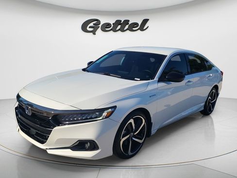 Used 2022 Honda Accord Sport image 2
