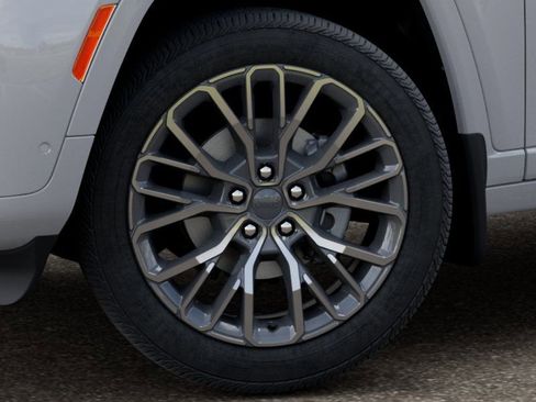 New 2026 Jeep Grand Cherokee L Summit AWD/4WD image 8