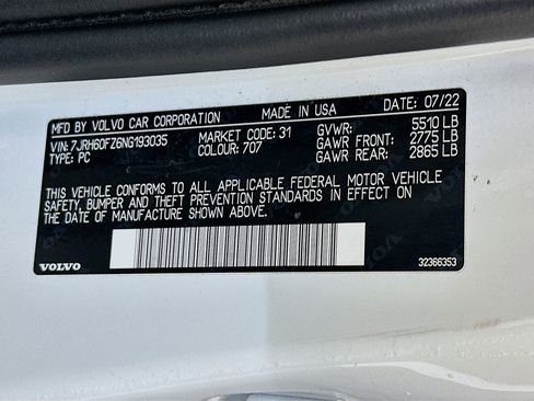 Used 2022 Volvo S60 T8 R-Design Expression w/ Premium Package image 12