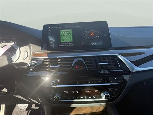 Used 2019 BMW 540i xDrive w/ Convenience Package image 17