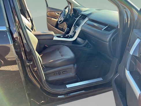 Used 2013 Ford Edge Limited image 18