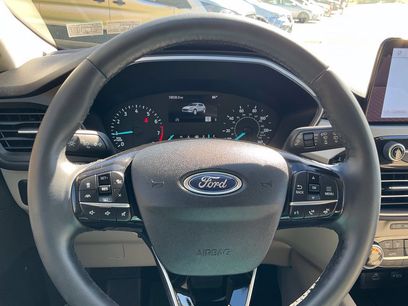 Certified 2022 Ford Escape SE w/ Cold Weather Package