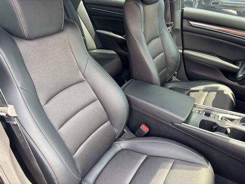 Used 2022 Honda Accord Sport image 19