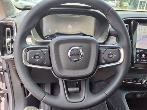 New 2026 Volvo XC40 B4 Plus w/ Protection Package Premier FWD image 16