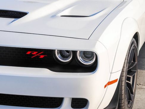 Used 2023 Dodge Challenger R/T Scat Pack RWD image 5