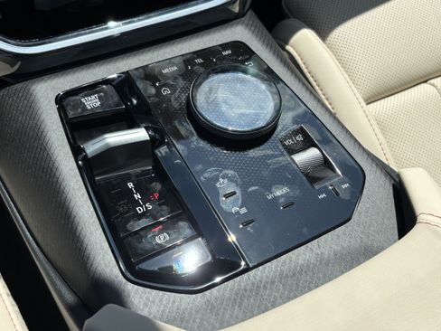 Used 2026 BMW X3 xDrive30i w/ Premium Package AWD/4WD image 29