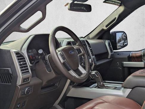 Used 2019 Ford F150 King Ranch image 8