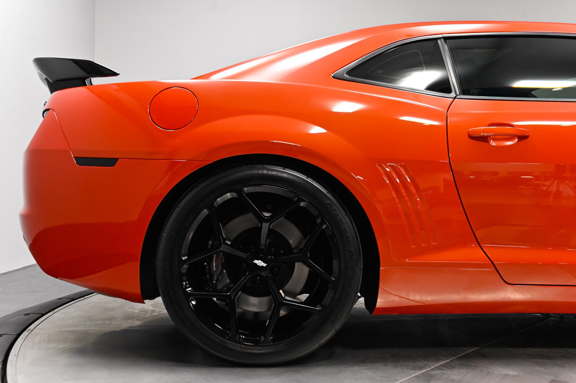 Used 2010 Chevrolet Camaro SS w/ RS Package RWD image 13