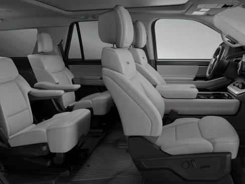New 2026 Ford Expedition Platinum image 6