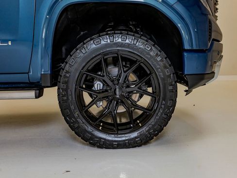 Used 2026 GMC Sierra 1500 Denali Ultimate image 12