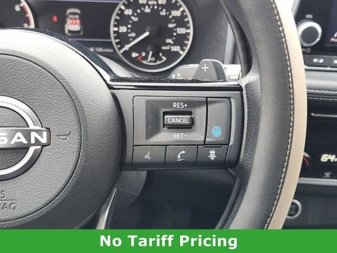 Used 2023 Nissan Rogue SV FWD image 28
