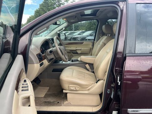 Used 2013 Nissan Armada Platinum RWD image 29