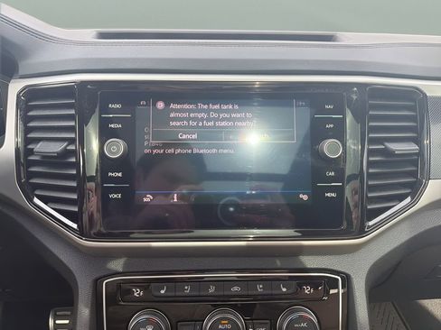 Used 2023 Volkswagen Atlas Cross Sport SEL Premium R-Line image 17