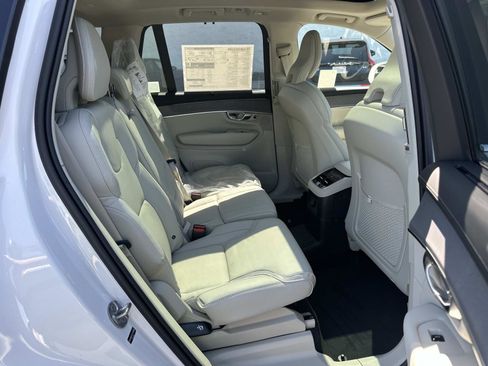 New 2026 Volvo XC90 T8 Ultra w/ Protection Package Premier AWD/4WD image 20