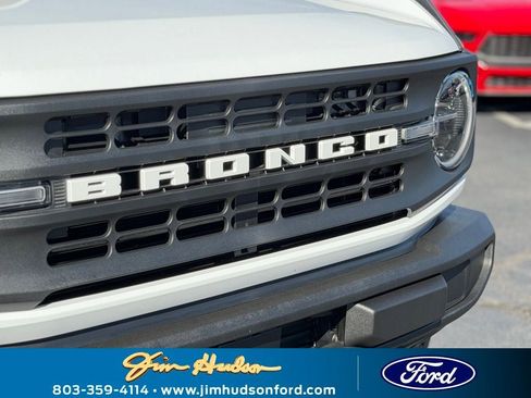 New 2025 Ford Bronco 4-Door w/ Sasquatch Package image 4
