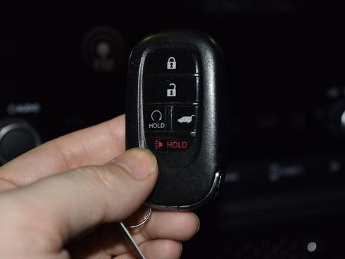 Used 2023 Honda CR-V Sport image 18