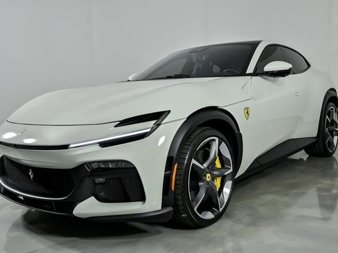 Used 2025 Ferrari Purosangue image 6