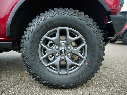 New 2025 Ford Bronco Badlands image 31