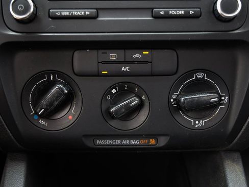 Used 2014 Volkswagen Jetta S FWD image 28