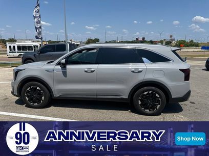 Used 2024 Kia Sorento S w/ Panoramic Sunroof Package