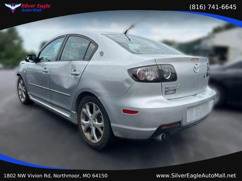 Used 2007 MAZDA MAZDA3 s Touring FWD image 3